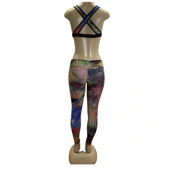 SporttK multi color crop activewear pants & sport bra Made in Colombia Preowned - Picture 3 of 7